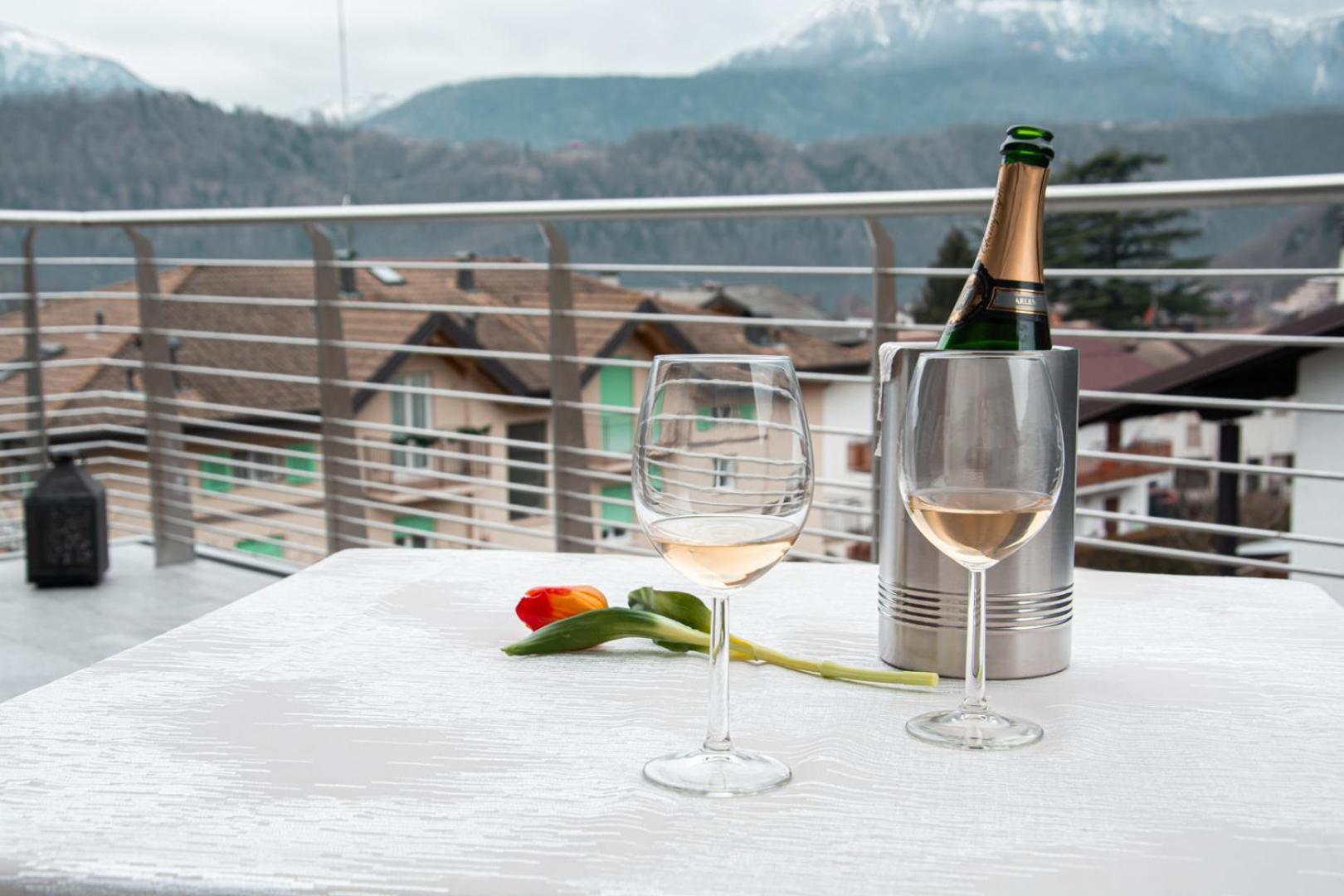 Ivana Suite Levico Terme Exterior photo